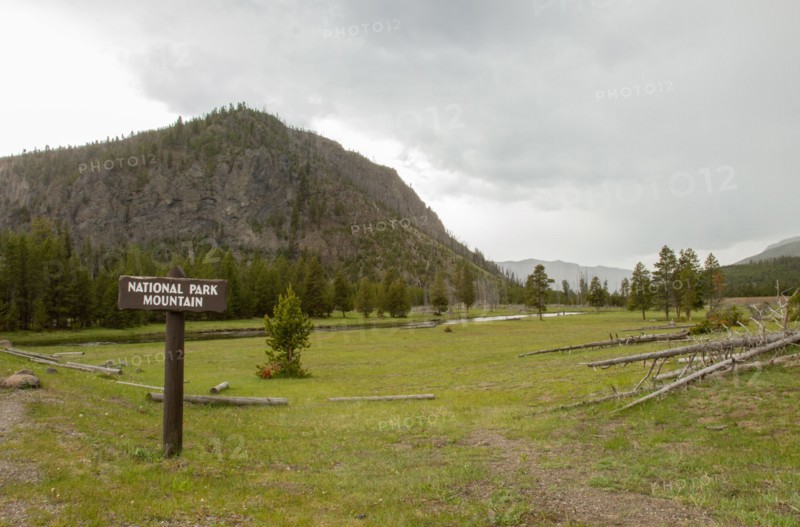 National Park Mountain and flowing Gibbon River in Yellowstone National Park; Date: 2 June 2016