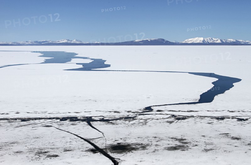 Mary Bay in Yellowstone Lake in Yellowstone National Park; Date: 28 April 2015