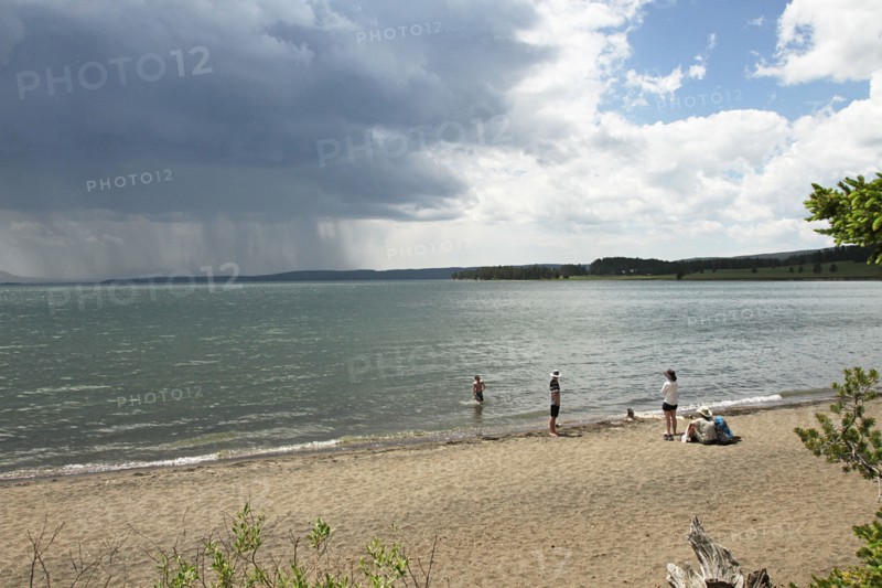 Visitors enjoying Yellowstone Lake in Yellowstone National Park; Date: 30 June 2015