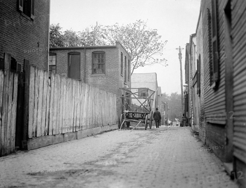 Alley in an urban United States slum area ca. 1914