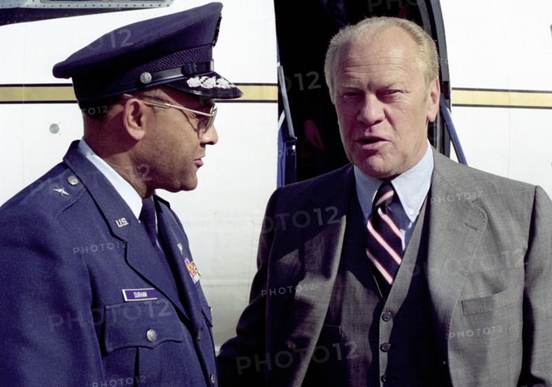 Brigadier General Durham greets former President Gerald Ford