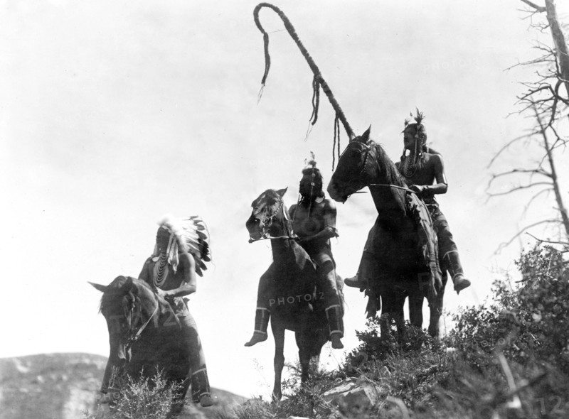 Edward S. Curtis Native American Indians
