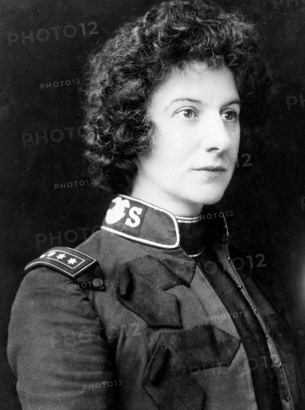 Eva Booth