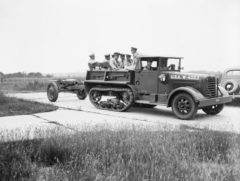 Half track type military vehicile