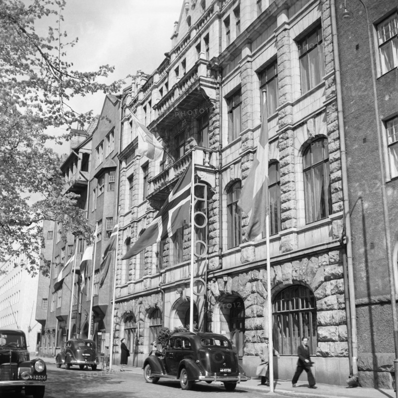 Helsinki Street scene early 20th century