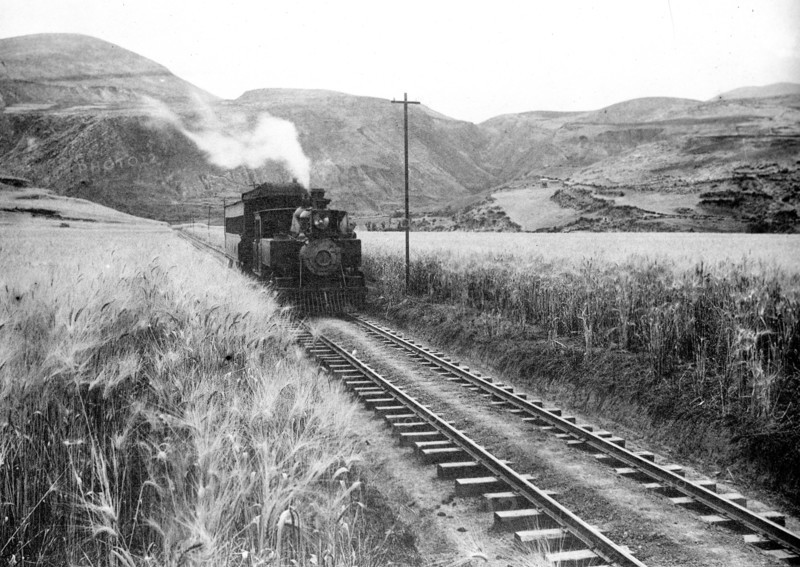 Railroad train in the Peruvian countryside in 1912