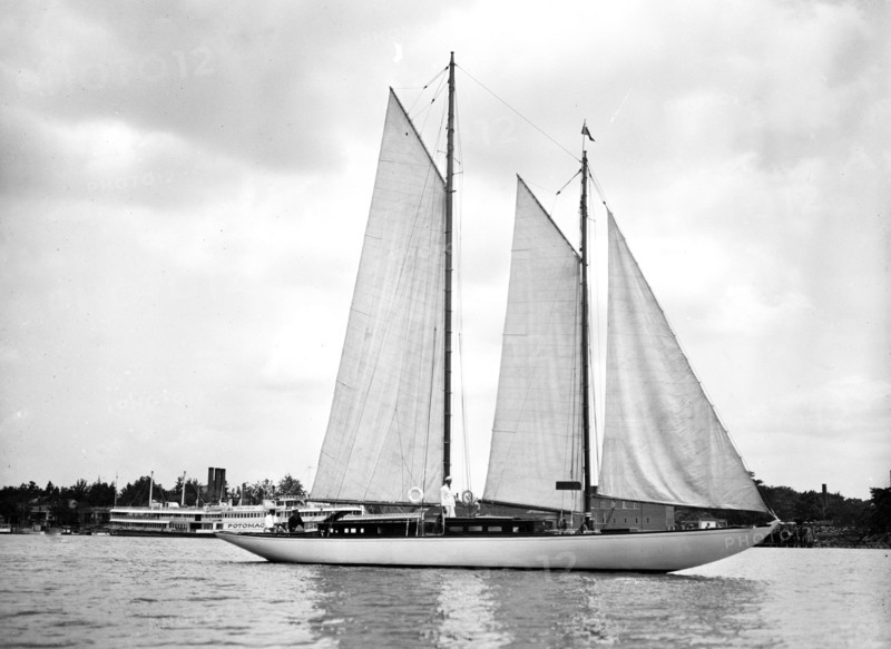Sailboat on the Potomoc River