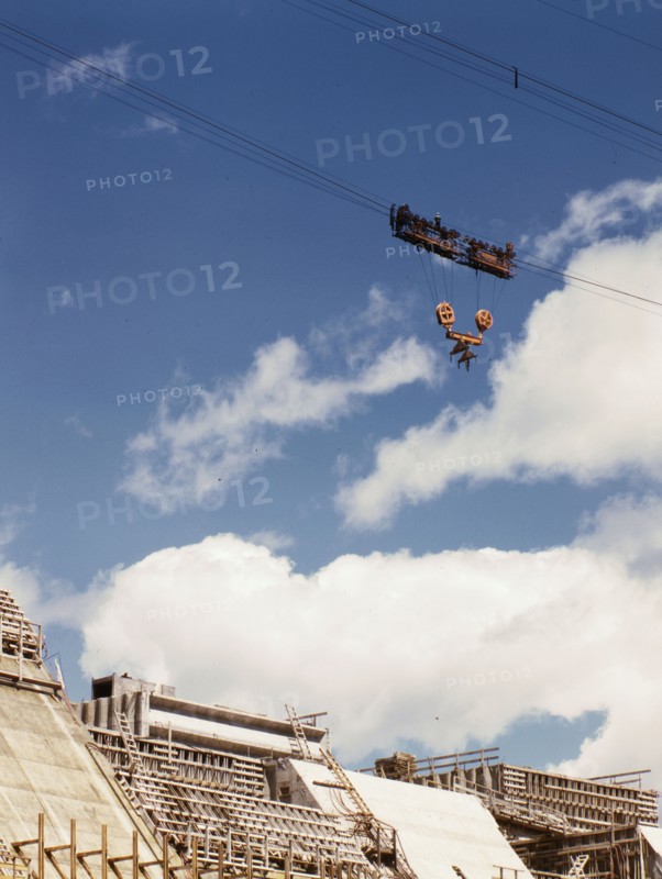 Shasta dam under construction