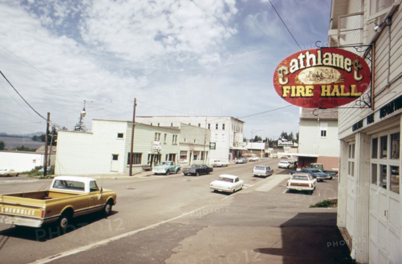 Small town traffic in front of the Cathlamet Fire Station