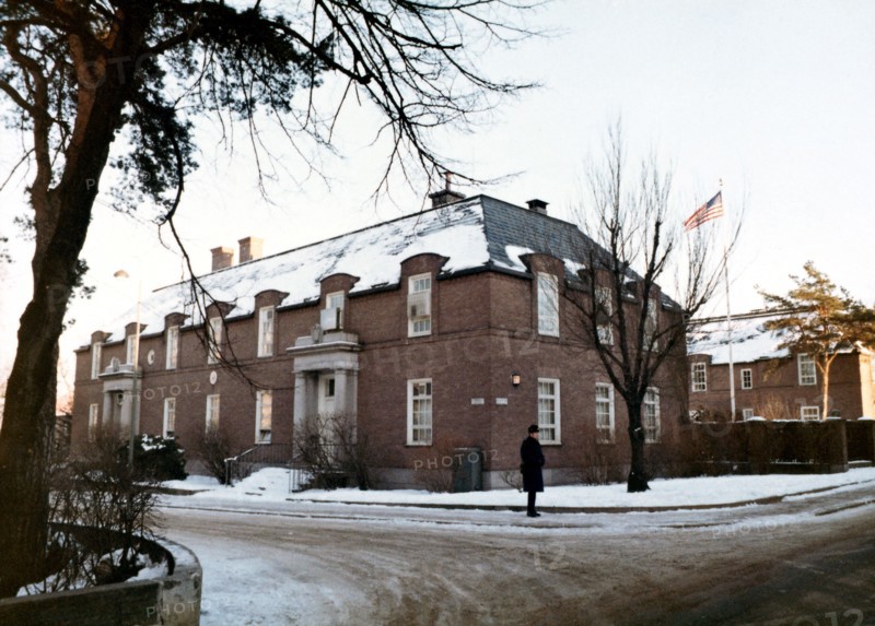 U.S. embassies consulates and chancery buildings