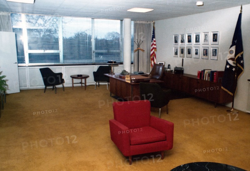U.S. embassies consulates and chancery buildings