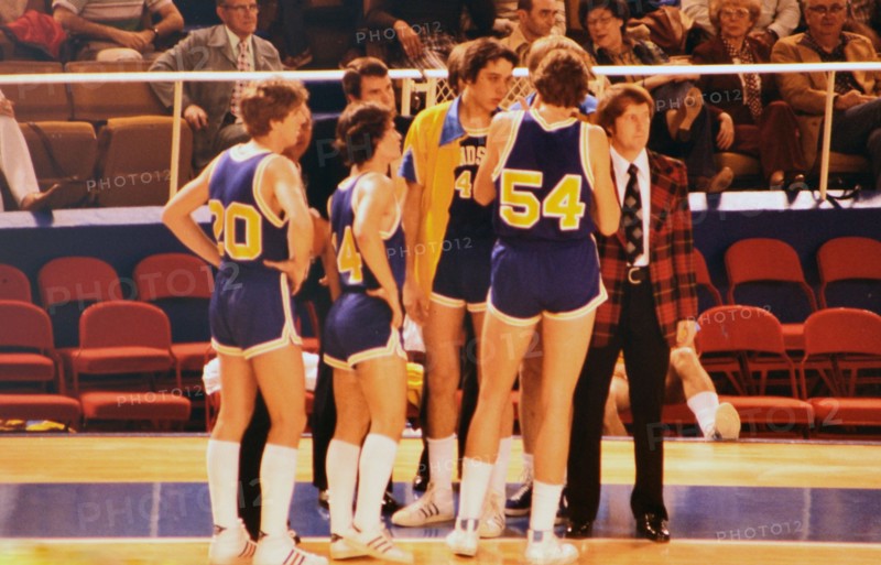 Windsor University basketball team