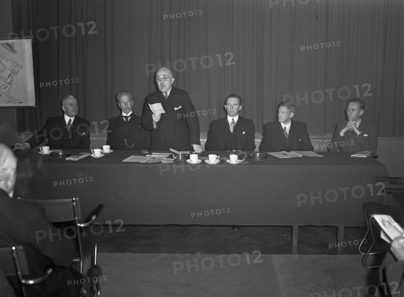 October 3, 1947 - Annual meeting General Dutch Association Krasnapolsky Amsterdam / The board