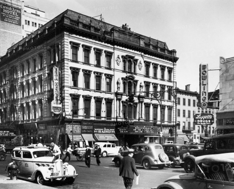 Grand Opera House, northwest corner, West 23rd Street and Eighth Avenue, Manhattan ca. 1937