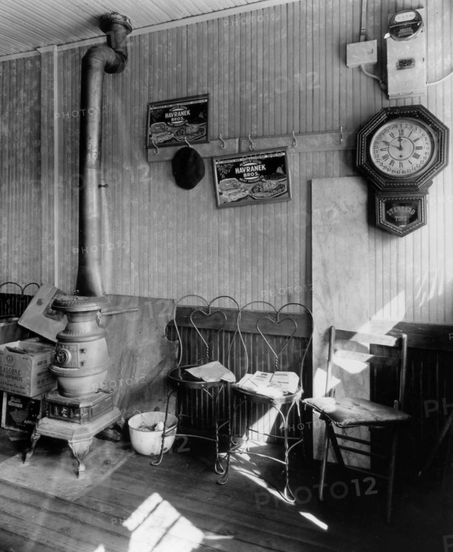 1930s New York City - Country Store: interior, Ewen Avenue, Spuyten Duyvil, Bronx ca. 1935