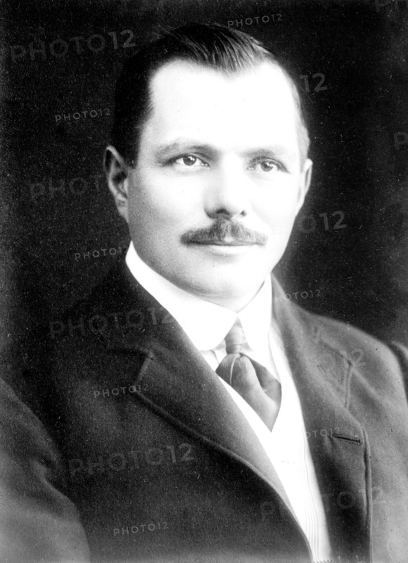 Hugh McIntosh 4 7 1907
