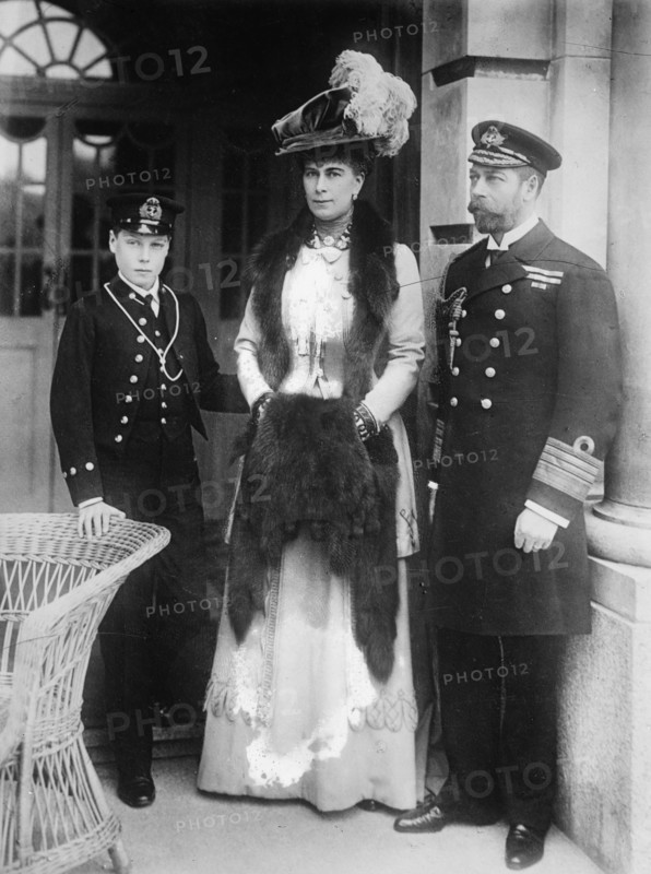 King and Queen with Prince of Wales