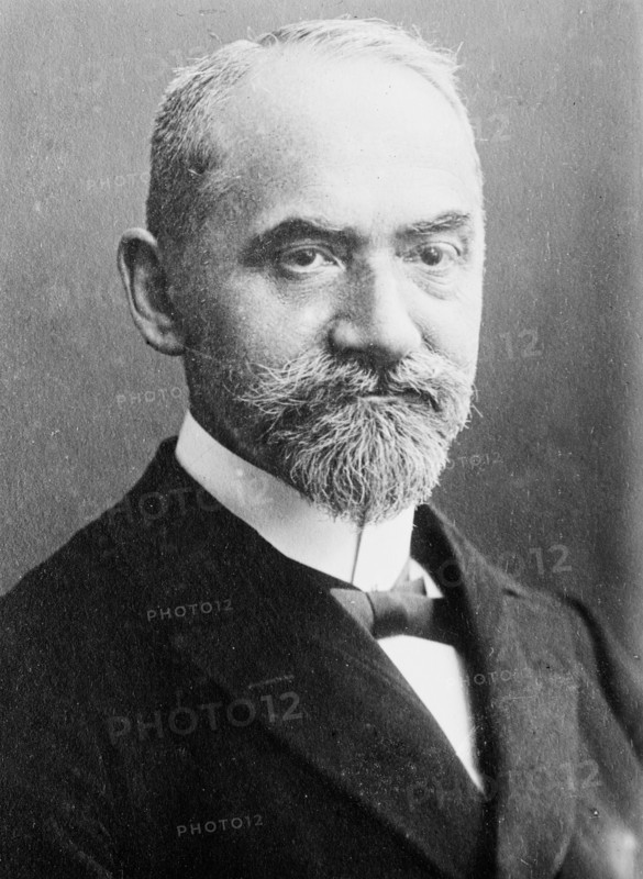 Professor Dr. M. Kirchner, portrait