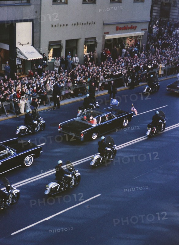 1965 visit of Pope Paul VI to New York City - Pope Paul VI and his motorcade drive down a New York City street during his visit to America