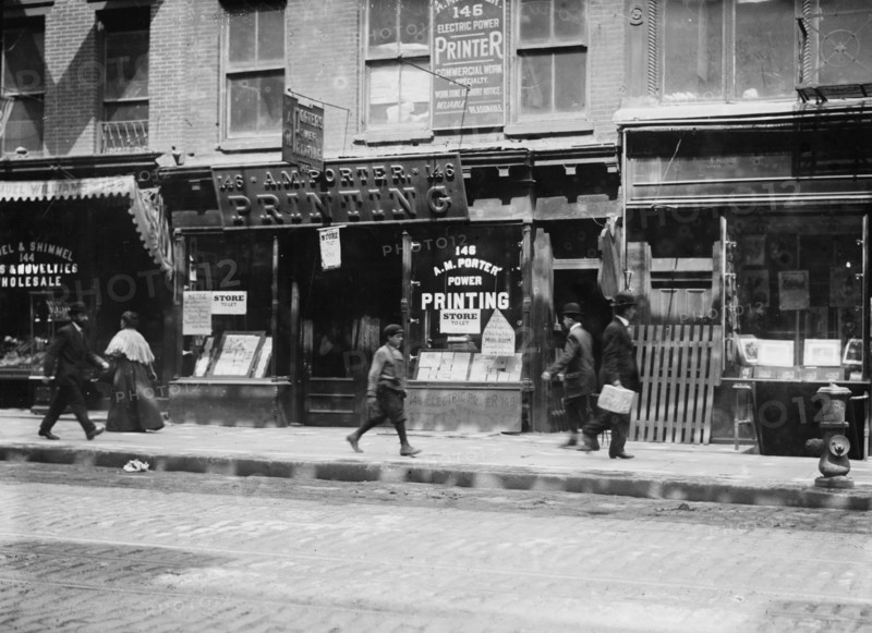 Street scene in Chinatown, New York City ca. 1910-1915