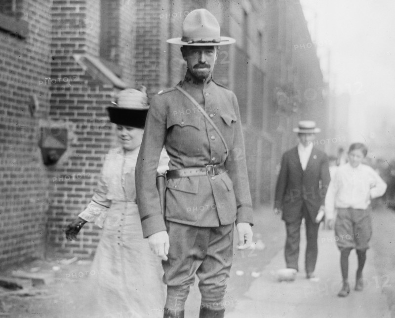 American military officer Cornelius Vanderbilt III ca. 1910-1915