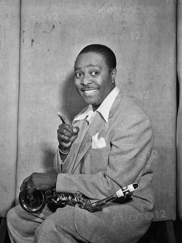 Portrait of Louis Jordan, Paramount Theater(?), New York, N.Y., ca. July 1946