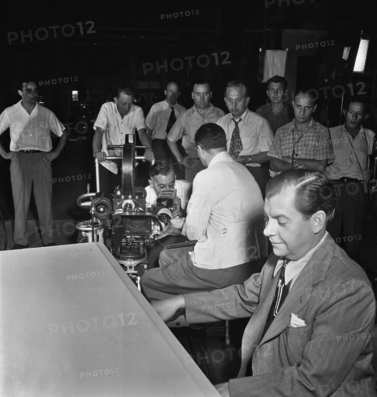 Portrait of Claude Thornhill, Columbia Pictures studio, the making of Beautiful Doll, New York, N.Y., ca. Sept. 1947