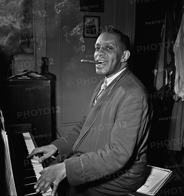 Portrait of Willie Smith in his apartment, ca. Jan. 1947