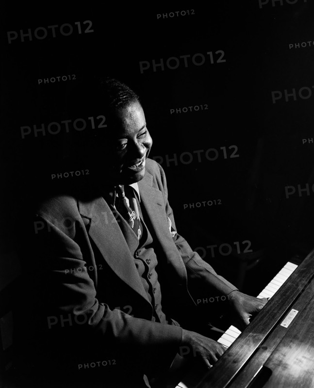 Jazz pianist Art Tatum, ca. May 1946