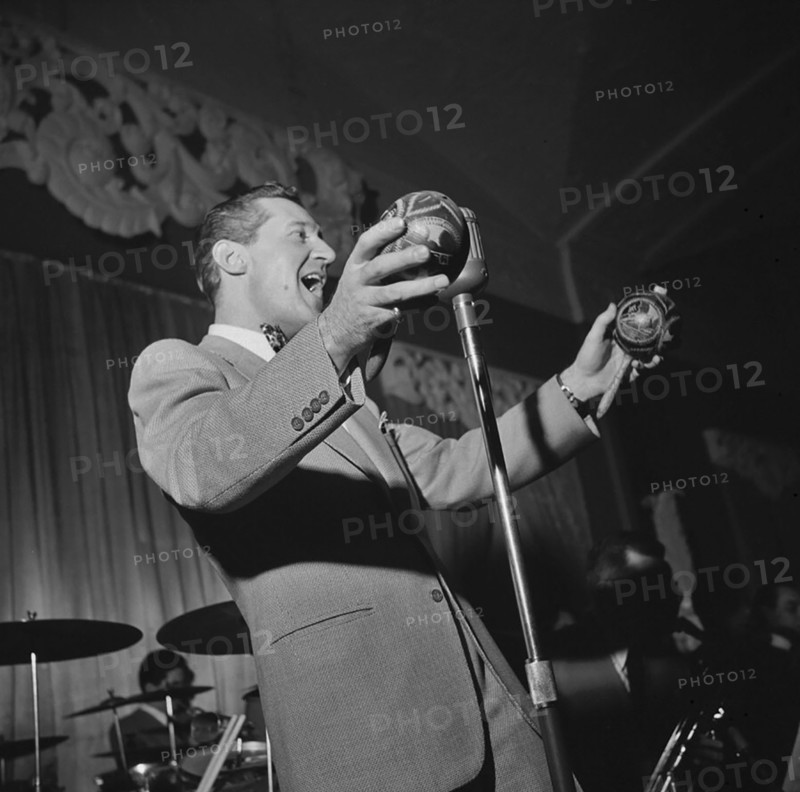 Portrait of Ray McKinley and Paul Kashian, Hotel Commodore, Century Room, New York, N.Y., ca. Jan. 1947