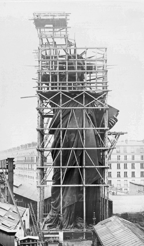 Statue of Liberty History - Assemblage of the Statue of Liberty in Paris ca. 1883