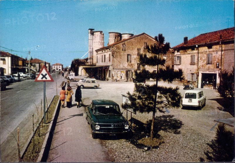 Street scene Quatantoli Italy, via Valli ca. 1970