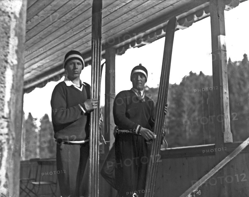 Skiing competition for the Polish Championship in Wisla. Skiers Stanislaw Marusarz and Bronislaw Czech. 1931