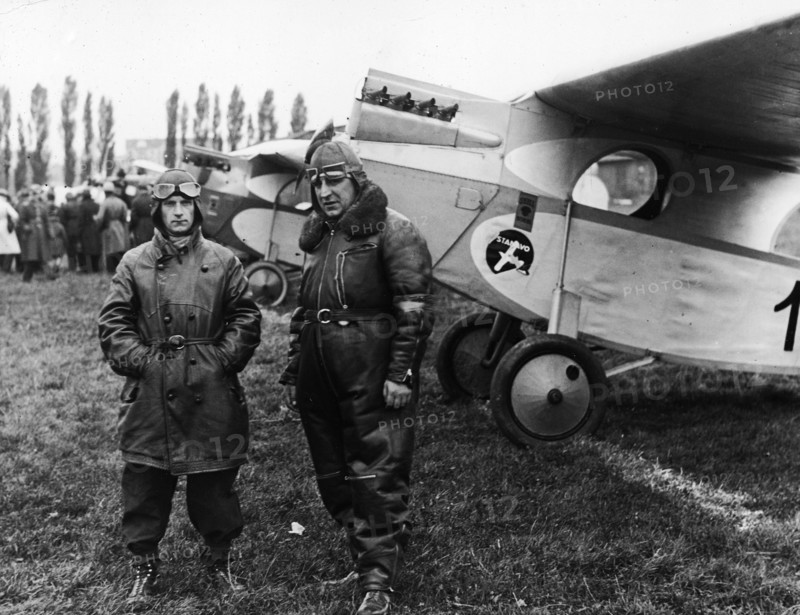 The crew of the RWD-4 aircraft from the Silesian Aeroclub (Leonard Satel and Edward Sapora) during the 4th National Tourist Planes Competition in Warsaw ca. 1931