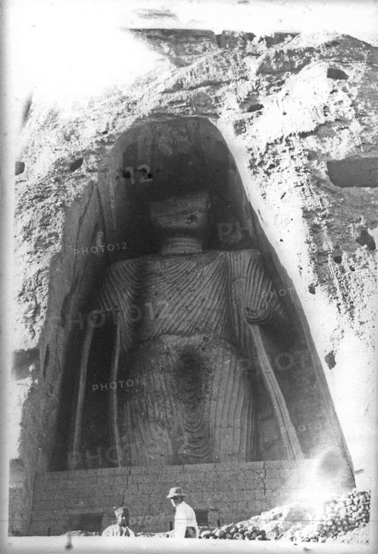 Shorter buddha, Mahbub Ali, A. N are shown ca. 1929