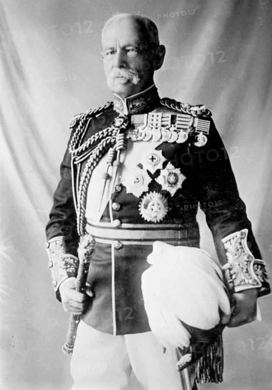 Gen. Lord Roberts, in uniform