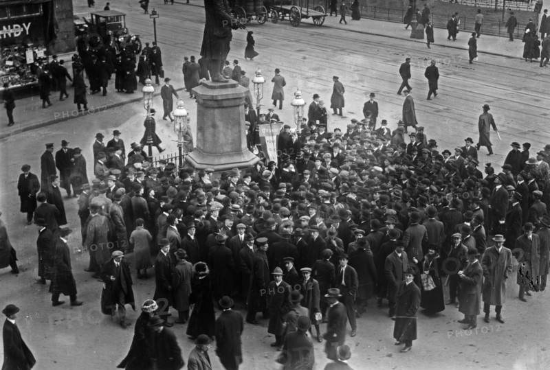 Suffrage meeting - City Hall ca. 1910-1915