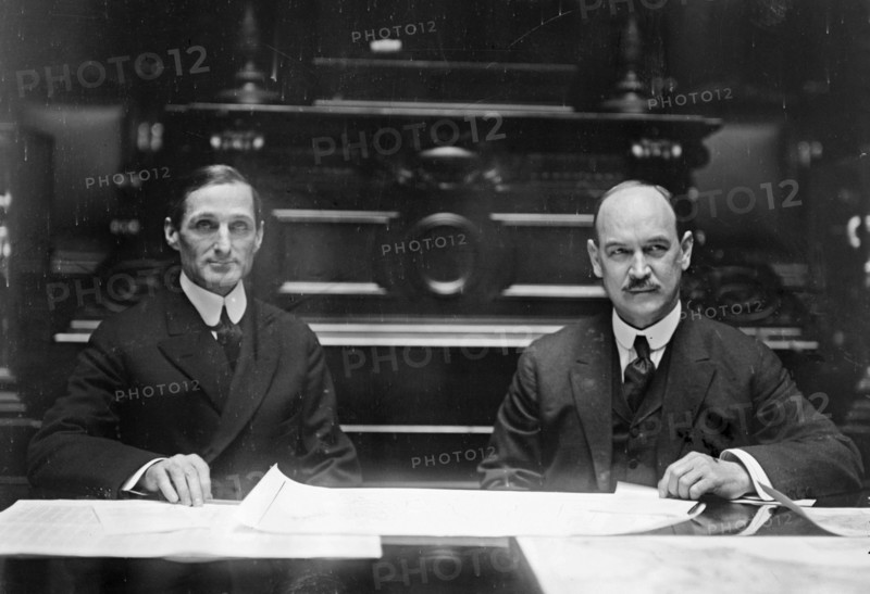 Date: 1910-1915 - David Houston