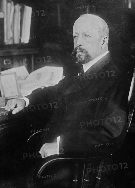 Date: 1910-1915 - L.O. Howard or Leland Howard