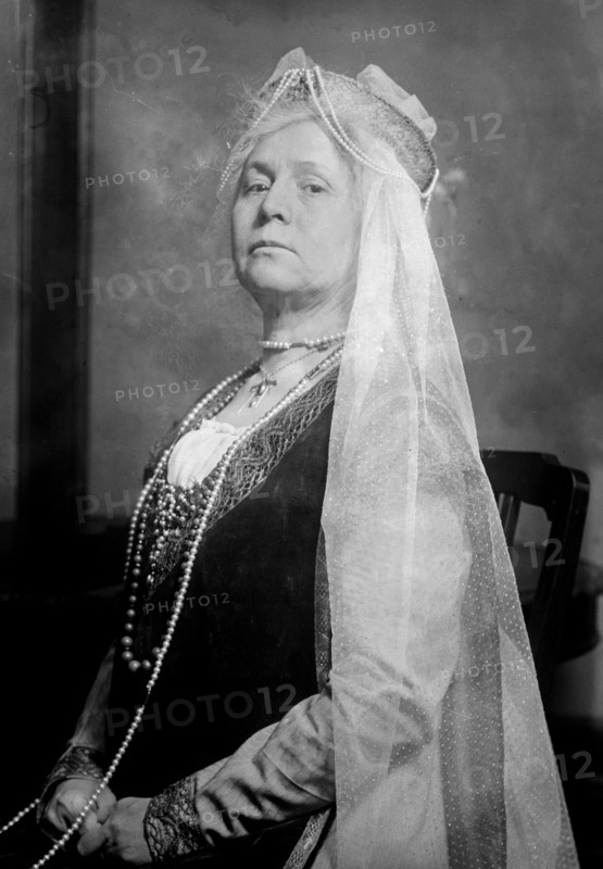 Date: February 1914 - Mrs. Austin W. Lord