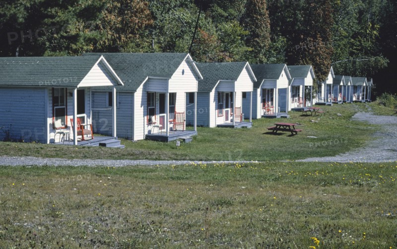 1980s United States -  Pinecrest Motor Court Route 5 Barton Vermont ca. 1984