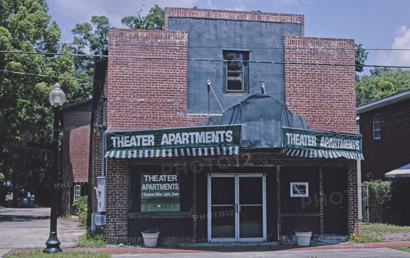 2000s America -  Kingsland Theater, Kingsland, Georgia 2004