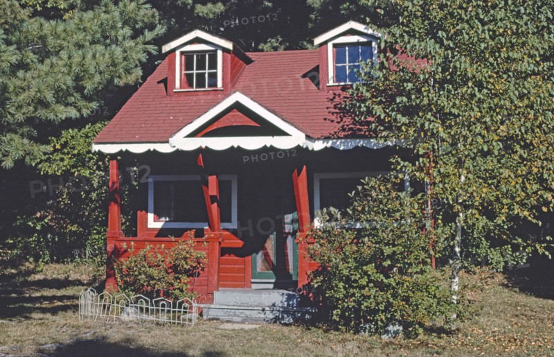1980s United States -  Trail's End Motel, Route 2, Hanover, Maine 1984