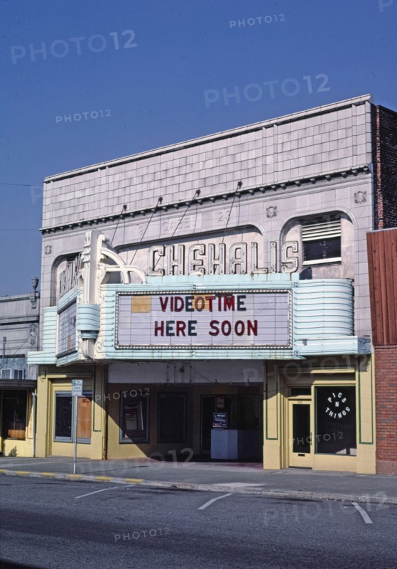 1980s America -  Chehalis Theater, Chehalis, Washington 1987