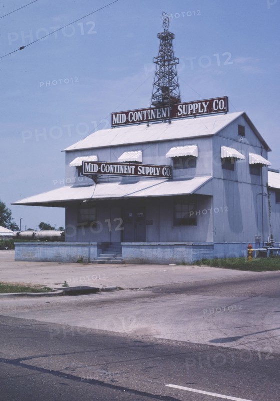 1980s America -  Mid-Continent Supply Co, North Market Street, Shreveport, Louisiana 1982