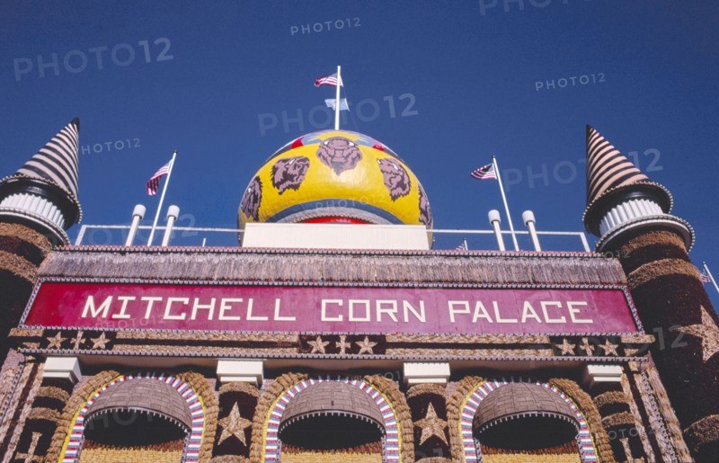 1980s America -   Corn Palace, Mitchell, South Dakota 1987