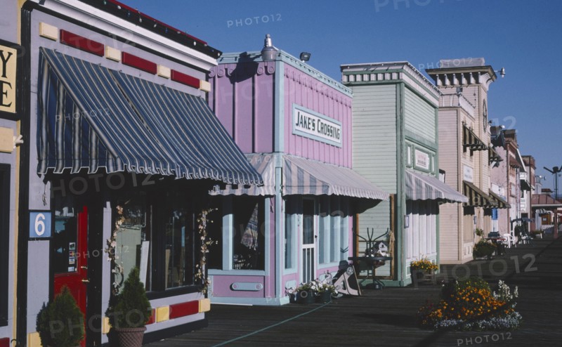 2000s America -  Track 29 Mall, Yakima, Washington 2003