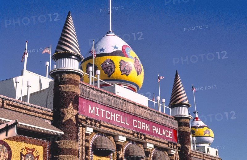 1980s America -   Corn Palace, Mitchell, South Dakota 1987