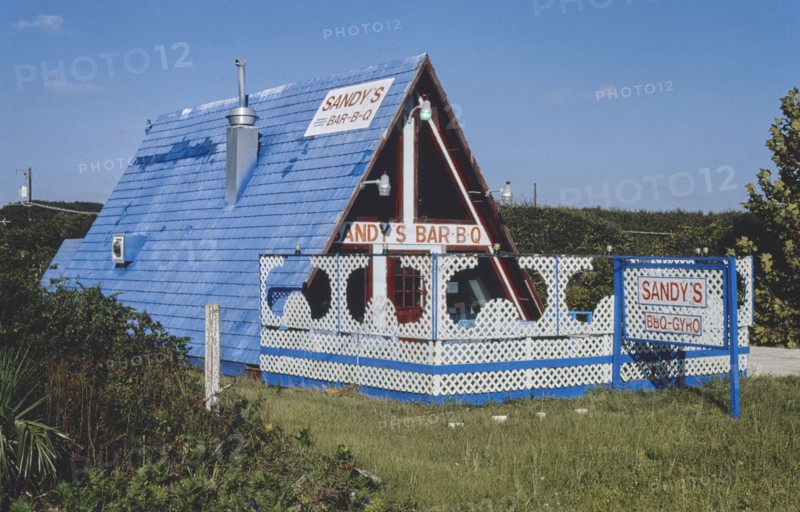 1990s America -   Sandy's Bar-B-Q, Crescent Beach, Florida 1990
