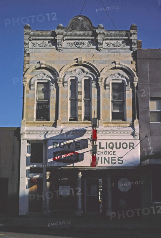 1980s America -  Roy's Liquor Store, Faribault, Minnesota 1981